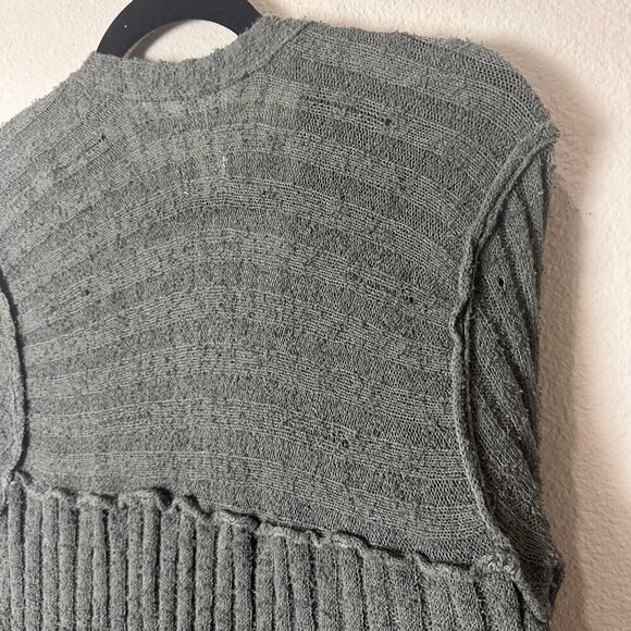 ANTHROPOLOGIE PILCRO Olive Green Distressed Ribbed Duster Sweater Size Medium - Picture 9 of 11